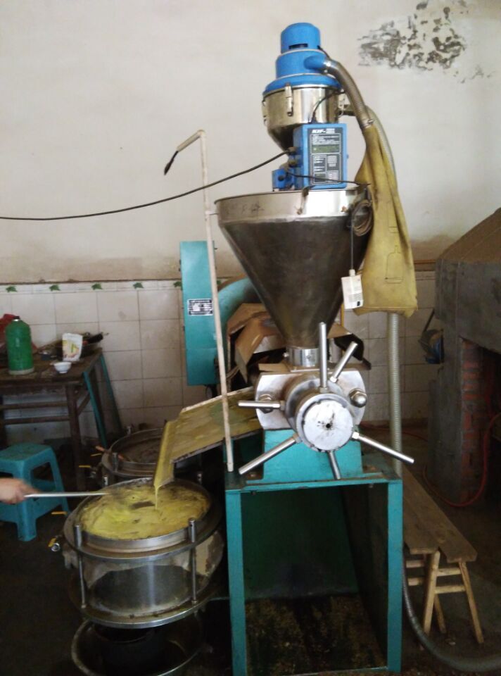 用戶所使用的真空風力上料機